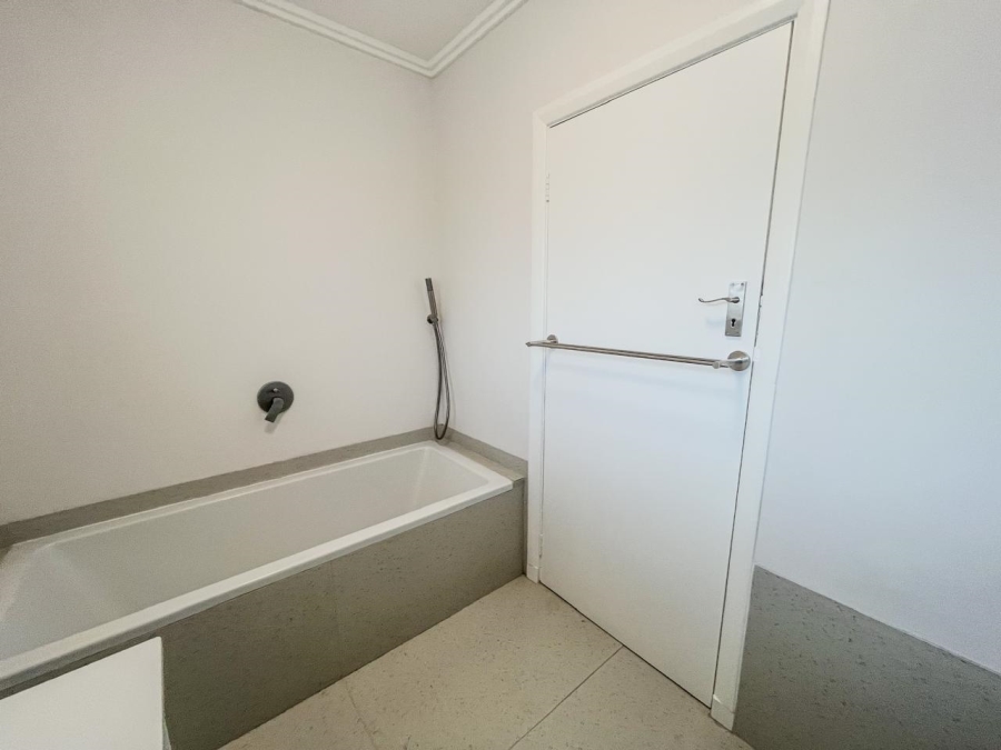 To Let 3 Bedroom Property for Rent in Pinelands Western Cape